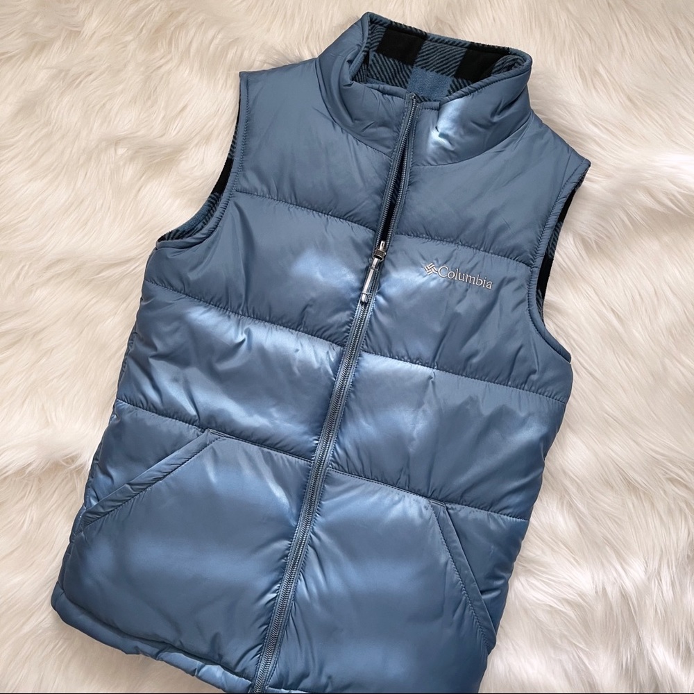 Reversible Columbia Puffer Vest Size M (10/12)